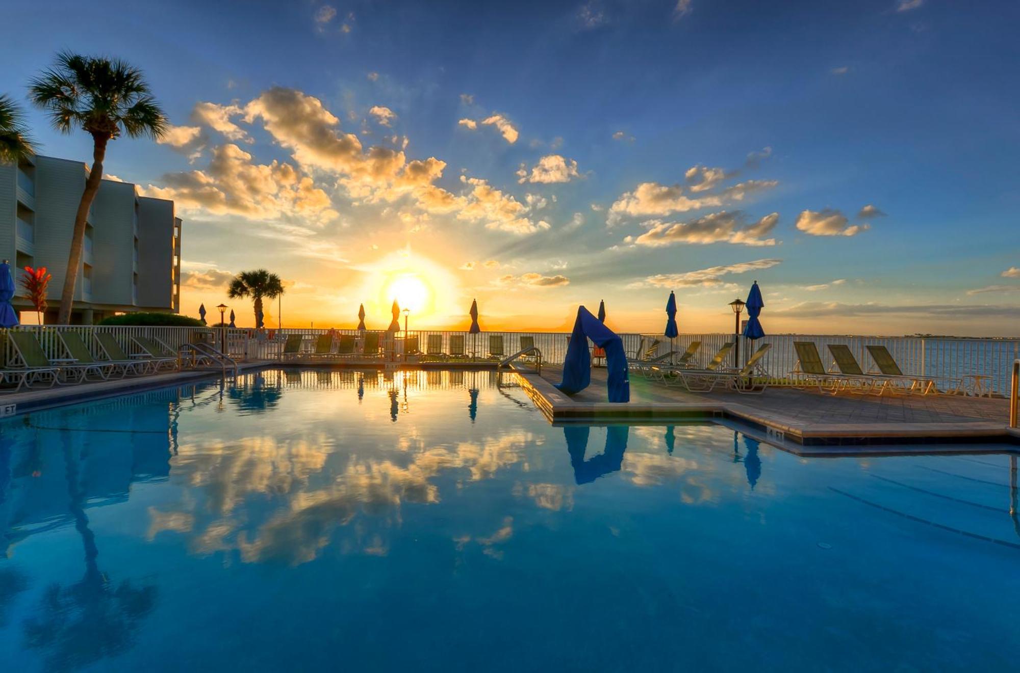 227-wifi, New Paint, Amazing Views, Close To Bucs Stadium Tampa