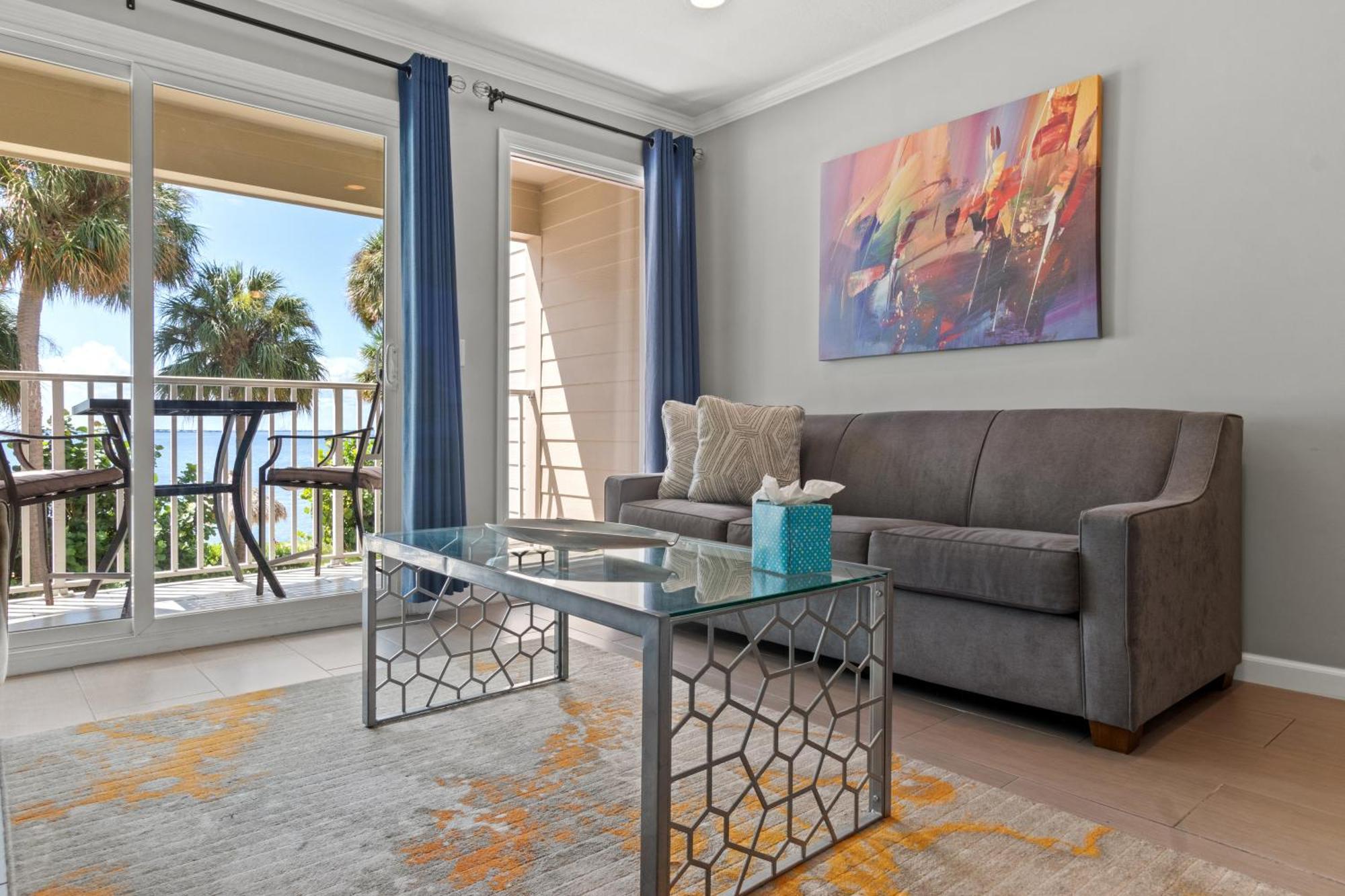 227-wifi, New Paint, Amazing Views, Close To Bucs Stadium